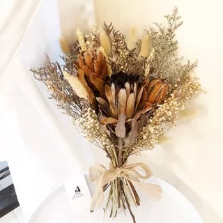 Buket Pernikahan / Wedding Bouquet / Protea Flower Wedding Bouquet / Buket Bunga Protea Kering Import / Bunga Kering / Dried Flower / Bunga Nikahan / Bunga Tangan Pernikahan / Rustic Wedding Bouquet / Buket Bunga Rustic / Jefe Flower