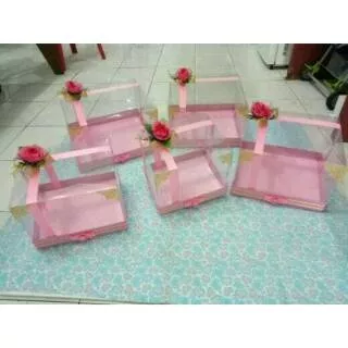 Kotak hantaran  pink 1 set isi 5pc