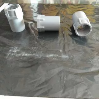 Sok draat dalam PVC 3/4 untuk kran air