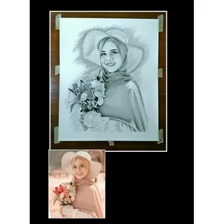 sketsa /lukis wajah hitam putih 16R (40x50cm)