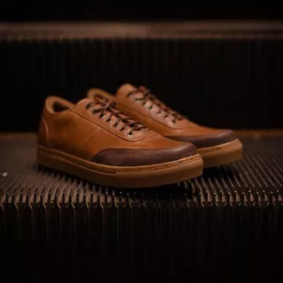 MUSI BROWN | Sepatu sneakers kulit asli | Sepatu casual Pria