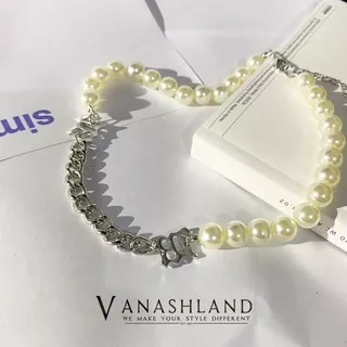 Pearl Chain Stitch Necklace by vanasland