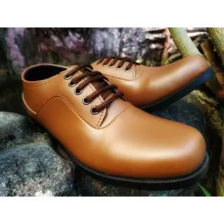 sepatu kickers casual slop pria formal santai