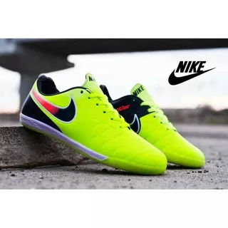 BIG SALE SEPATU OLAHRAGA FUTSAL NIKE IMPORT