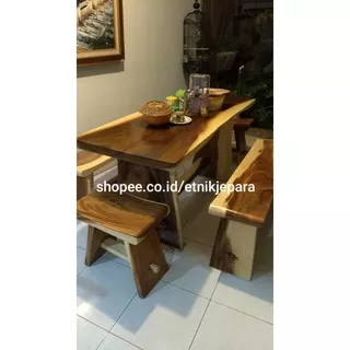Meja makan cafe resto kayu trembesi utuh tanpa sambungan 150x75