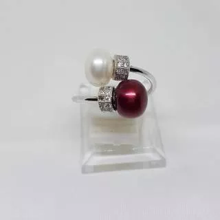 Cincin mutiara asli