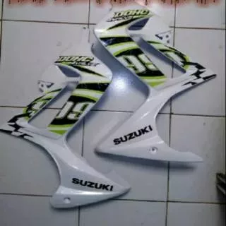 Sayap depan satria fu 2007-2012 warna putih