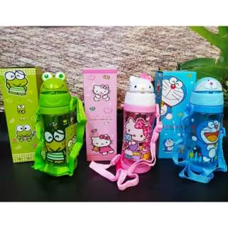 Botol Air Minum Anak Karakter HELLO KITTY , DORAEMON , KAROPI 450ML - Botol Minum Karakter Sedotan