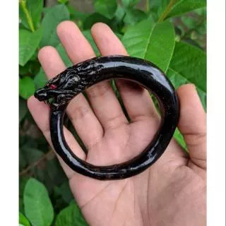 Gelang Akar Bahar Hitam Ukir Macan Lentur - gelang akar bahar original - akar bahar asli - gelang akar bahar asli - akar bahar - gelang pria - gelang akar bahar natural - gelang akar bahar ukiran macan - gelang akar bahar hitam - akar bahar ukir harimau