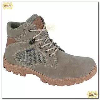 RJM 520 - SEPATU HIKING CASUAL PRIA SINTETIS CREAM BY RAINDOZ