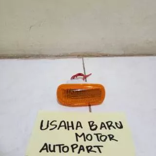 Lampu Sen Samping Fender Kuning Honda Jazz , Brio , Mobilio , Freed , Crv