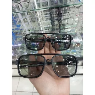 kacamata,Oakley,lensa, perpaduan, photocromic,dan,polarized,fhasion,pria,model,kekinian