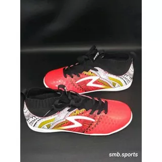 SEPATU FUTSAL SPECS HERITAGE IN Red