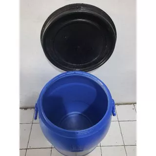 drum biru plastik/gentong/tong sampah/tong plastik/drum air 50 LITER