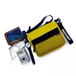 Snug Sling Bag - Yellow