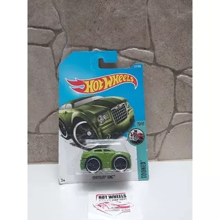 Hotwheels Chrysler 300C (green) Lot Old Version