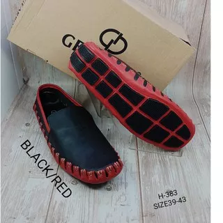 Sepatu loafers kulit pria gearbox h383