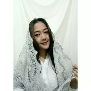 hijab brukat,hoodie hijab,kerudung brukat,hijab instan,hijab brokat