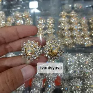 Anting Dewasa Cekrek