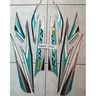 Striping striker Revo absolute cw 2010 abu hijau