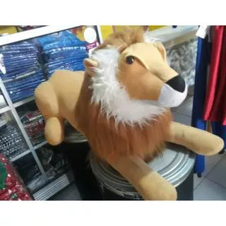 Boneka Singa Besar