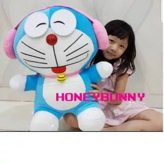 Boneka doraemon walkman besar jumbo