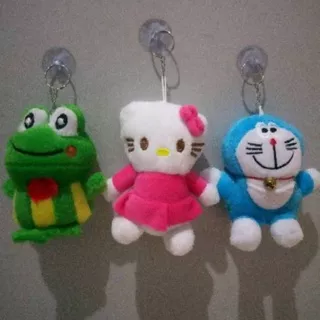 Boneka doraemon tempel kaca mobil SNI sovenir gantungan kunci tas