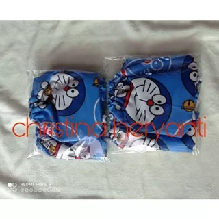 sarung tangan kaki doraemon