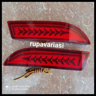 reflektor bumper bemper belakang toyota rush lama / daihatsu Terios lama 2006 sampai 2014 lampu