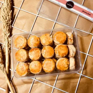 (300gr DORAME) KUE KACANG KEMASAN BOX