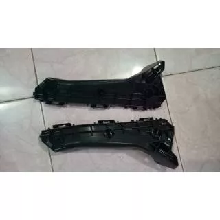 BRACKET BUMPER BREKET BEMPER DEPAN INNOVA REBORN 2016 UP