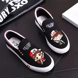 SEPATU WANITA SLIP ON PRINTING  FEI ICHI SEPATU SEKOLAH KARAKTER - HITAM DAN PUTIH