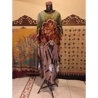 Alika Square Kaftan Maxi Gamis Abaya Dress Batik Abstrak By Dian Pelangi ( ORIGINAL ) Limited Edition !!!