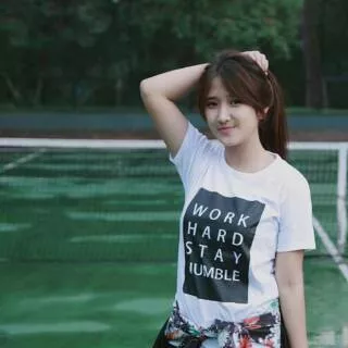 Tumblr Tee / T-shirt / Kaos Work hard stay humble White