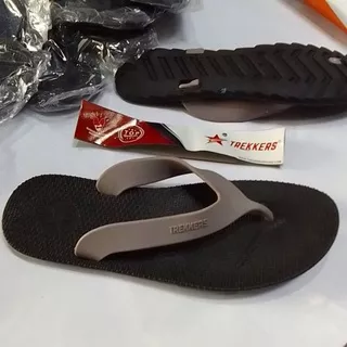 sandal pria