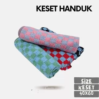 Keset Kaki Handuk Motif Kotak Catur