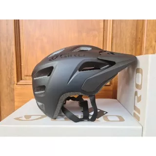 Helm Giro Fixture Half face Universal All size 54 - 61 Helm Sepeda Gunung