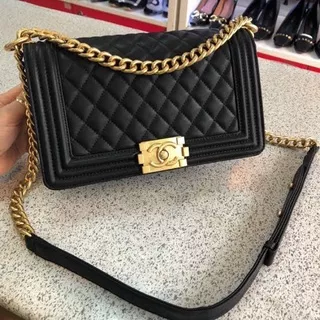 Tas Chanel Boy Caviar Skin GHW Shoulder Bag