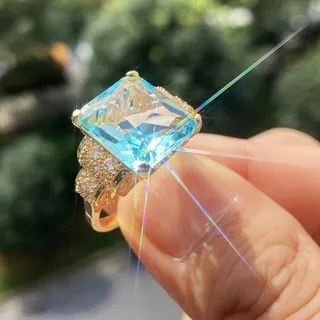 Cincin Emas 18k Hias Kristal Berlian Biru Aquamarine Untuk Pria Dan Wanita