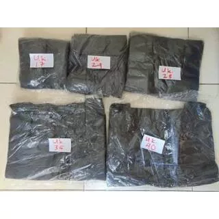 Kantong plastik hitam