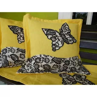 Sarung Bantal Kursi Atau Sofa Set Kupu Tenun Batik Kuning