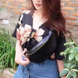 Waist Bag Wanita Dinamis & Elegant Black SHL Khanza