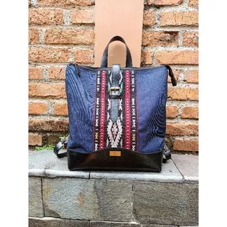 Tas rannsel tenun Ikat NTT