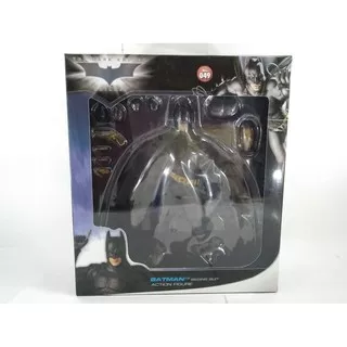 Mafex Batman The Dark Knight Trilogy Batman Begins Suit NEW MIB KWS