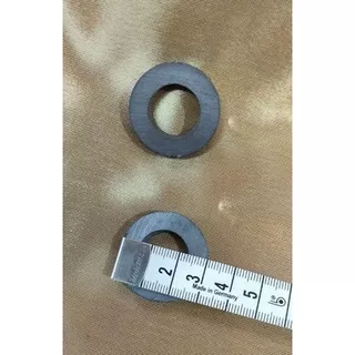 Magnet / Magnit / Sembrani Bulat Ukuran Diameter 2,5 CM