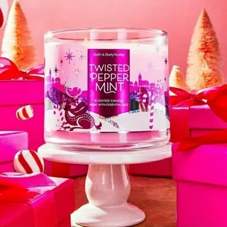 BATH AND BODY WORKS BBW TWISTED PEPPERMINT 3 WICK SCENTED CANDLE 411 G