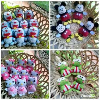 Gantungan kunci boneka karakter doraemon dari kain flanel