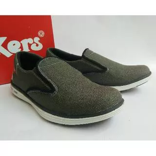 SEPATU CASUAL KICKERS BG GREY