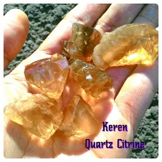 CITRINE GOLDEN QUARTZ BAHAN NATURAL QUALITAS CRYSTAL BERGIWANG KLEP TEMBUS SENTER PLUS SPESIAL BONUS