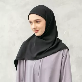 AUMONE Hijab Instan Crinkle Square